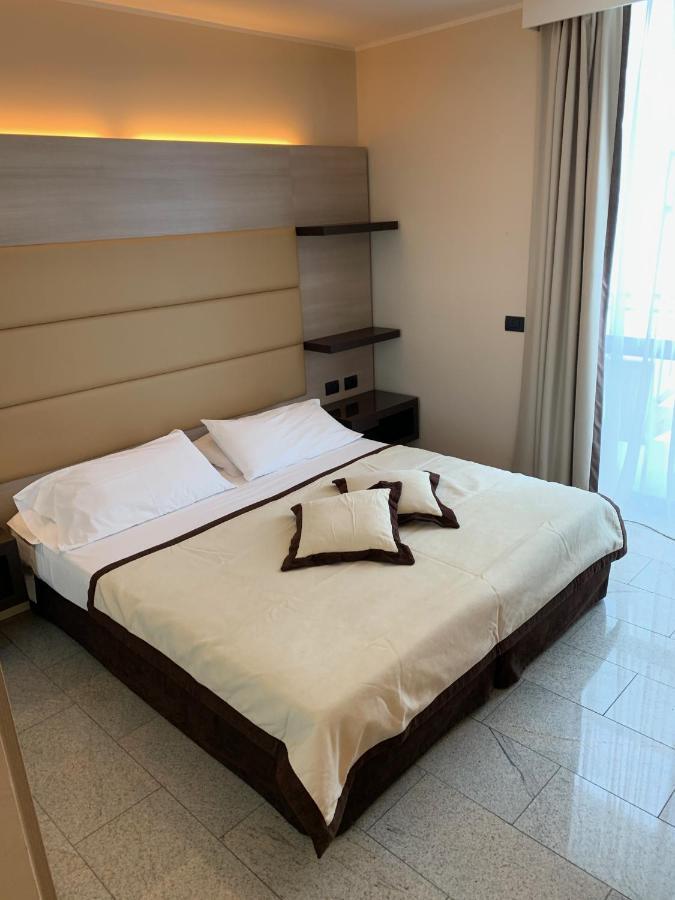 Hotel San Carlo Lignano Sabbiadoro Dış mekan fotoğraf